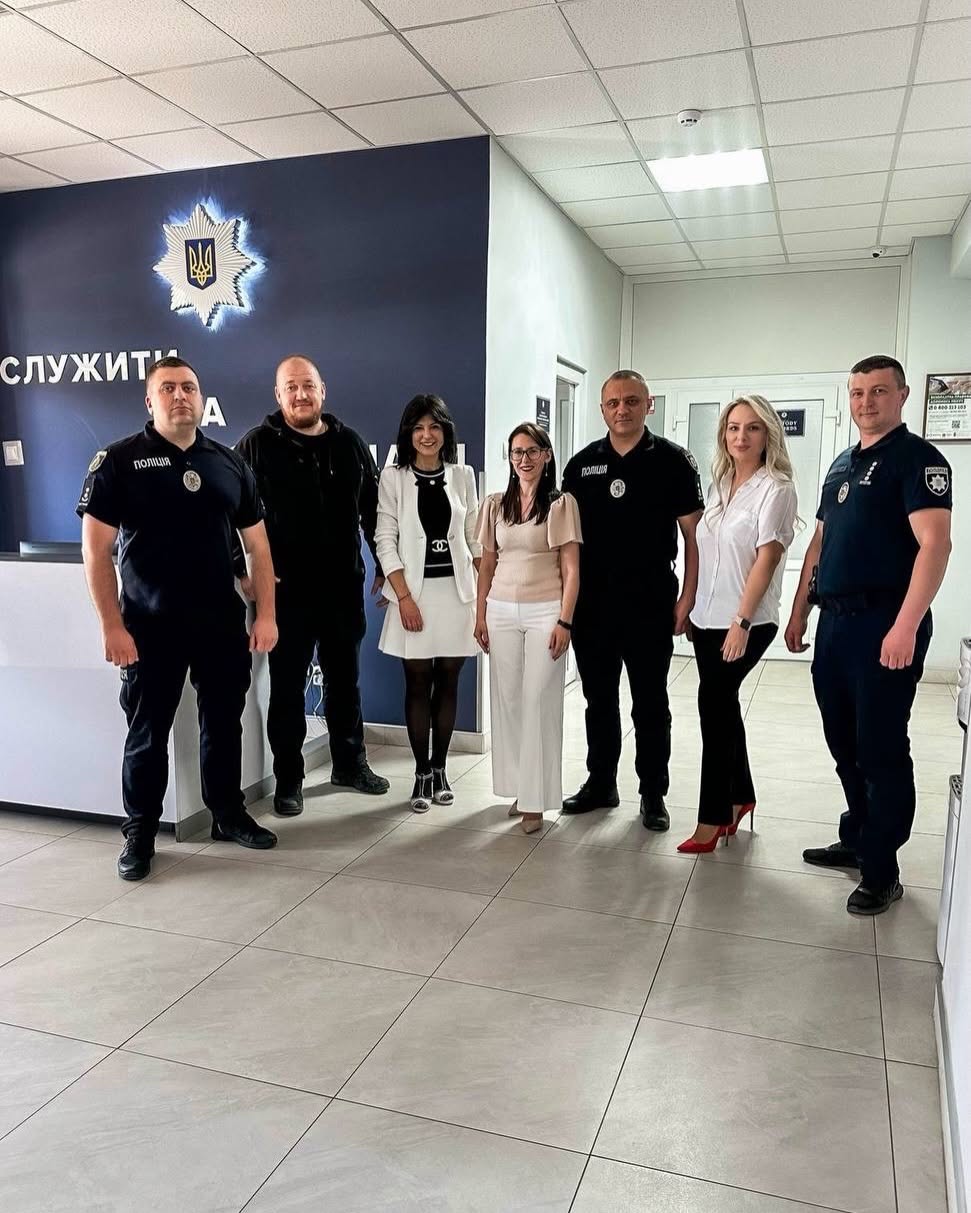 ПРОФЕСІЙНИЙ РОЗВИТОК І ОСВІТА: ПРОФОРІЄНТАЦІЙНІ ЗУСТРІЧІ З ПРАЦІВНИКАМИ ПРАВООХОРОННИХ ТА МИТНИХ ОРГАНІВ