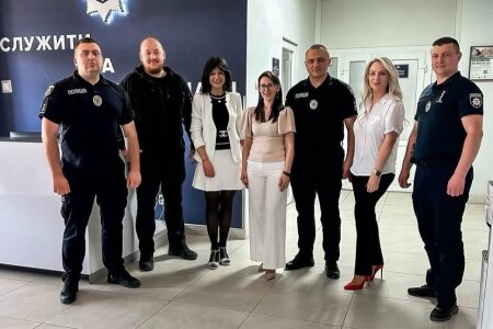 ПРОФЕСІЙНИЙ РОЗВИТОК І ОСВІТА: ПРОФОРІЄНТАЦІЙНІ ЗУСТРІЧІ З ПРАЦІВНИКАМИ ПРАВООХОРОННИХ ТА МИТНИХ ОРГАНІВ